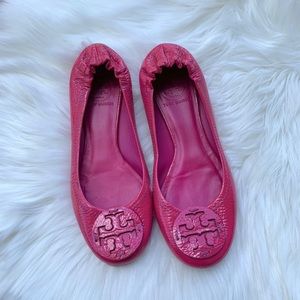 Tory Burch Magenta Patent Leather Reva Flats